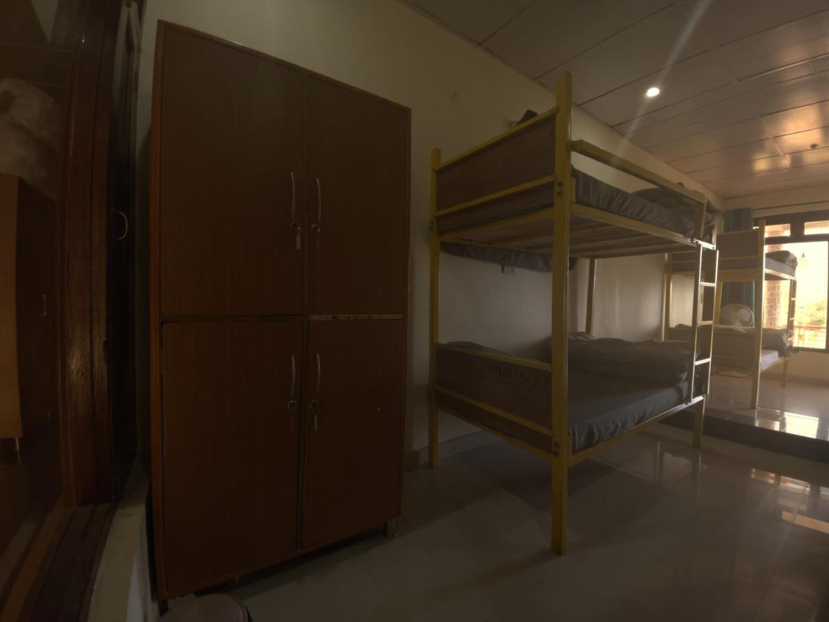 Bir Nest Hostel Kültér fotó