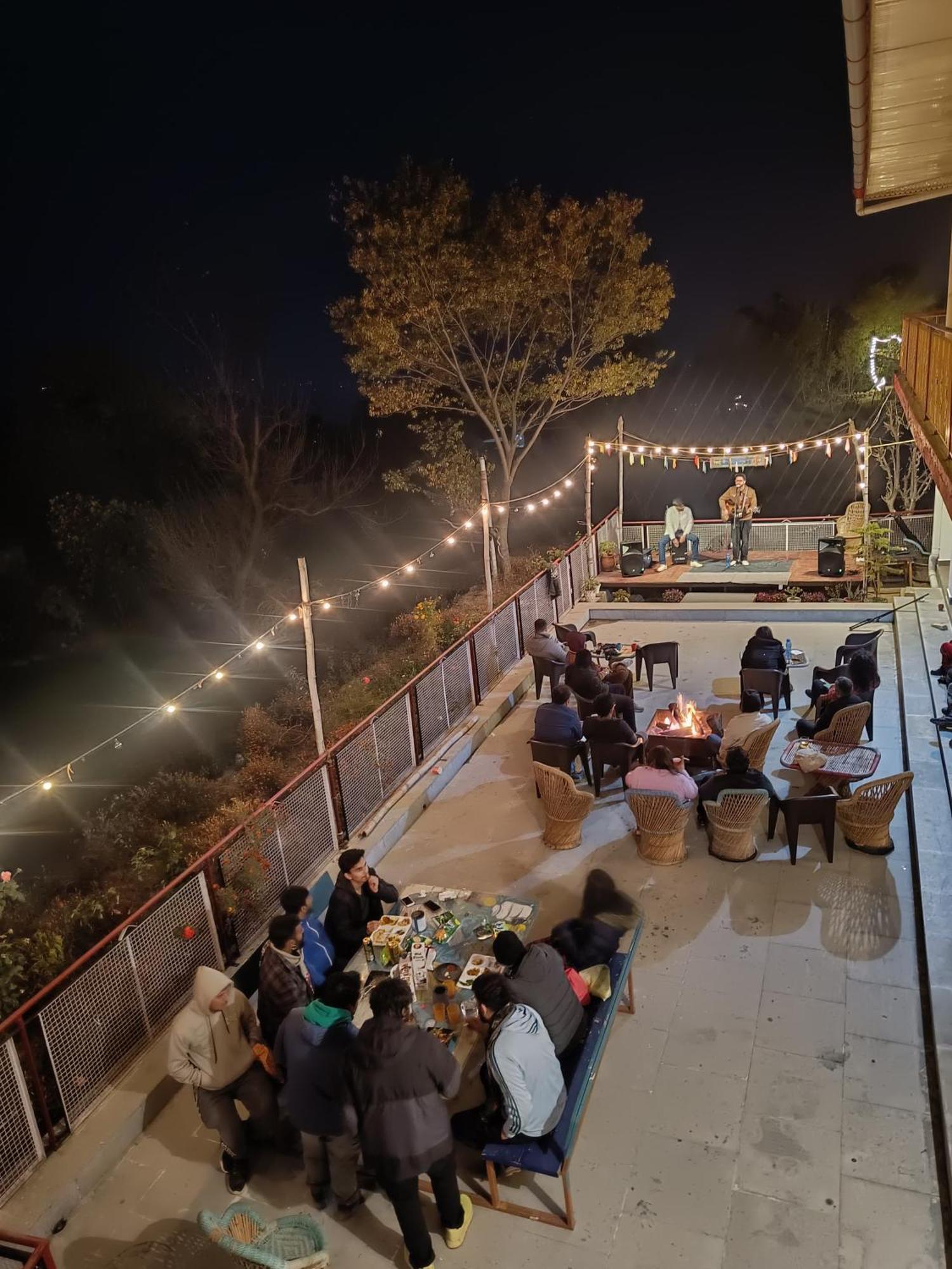 Bir Nest Hostel Kültér fotó